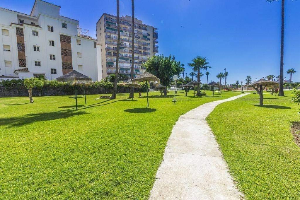 Nice And Cozy Studio At The Beachfront Benalmádena Dış mekan fotoğraf