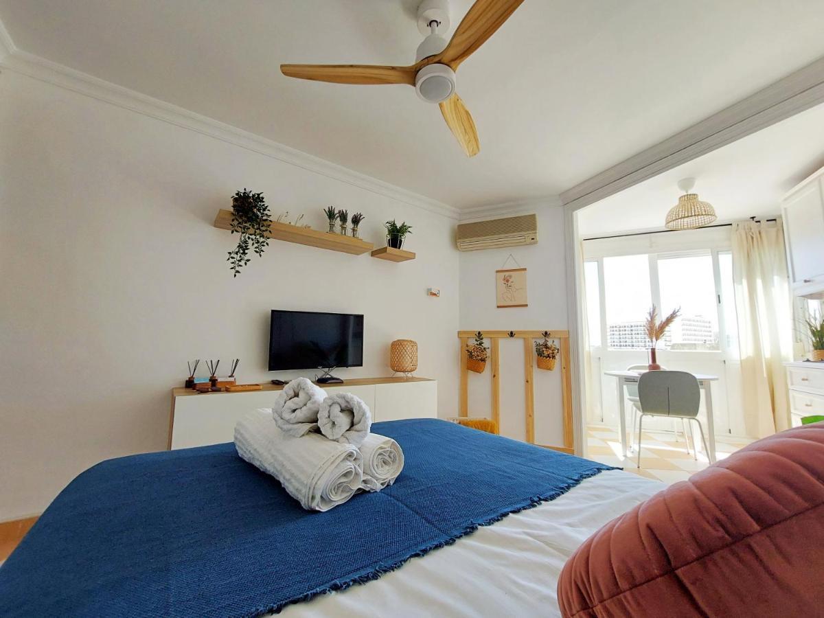 Nice And Cozy Studio At The Beachfront Benalmádena Dış mekan fotoğraf